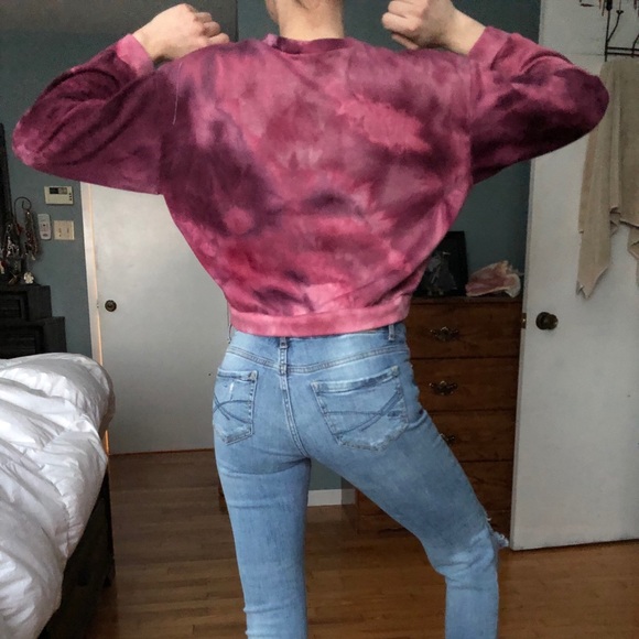 🎉2/$25 tie dye lace up cropped sweater - Picture 3 of 3